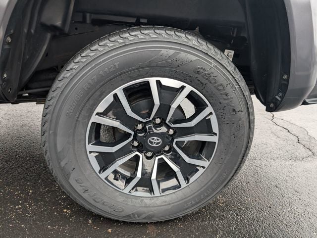 2022 Toyota Tacoma TRD Sport V6