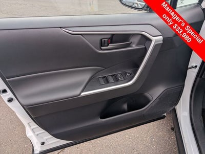 2025 Toyota RAV4 Hybrid LE