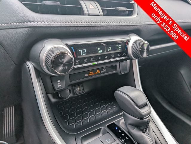 2025 Toyota RAV4 Hybrid LE