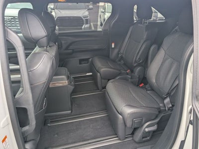 2026 Toyota Sienna Platinum 7 Passenger