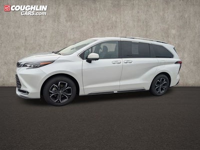 2026 Toyota Sienna Platinum 7 Passenger