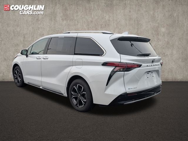 2026 Toyota Sienna Platinum 7 Passenger