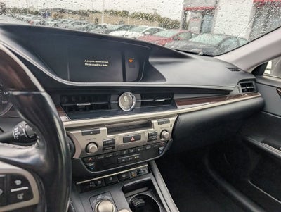 2016 Lexus ES 300h