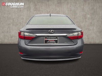 2016 Lexus ES 300h
