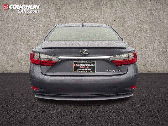 2016 Lexus ES 300h