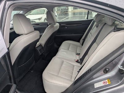 2016 Lexus ES 300h