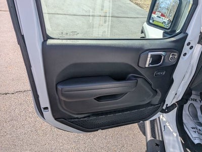 2022 Jeep Gladiator Altitude