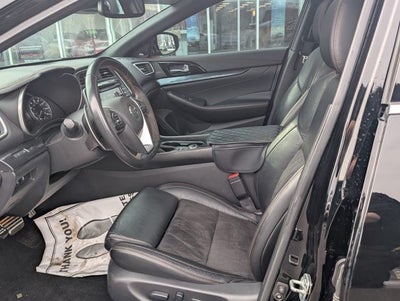 2022 Nissan Maxima SR