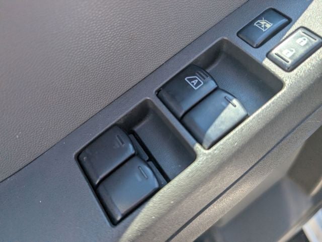 2013 Nissan Xterra S