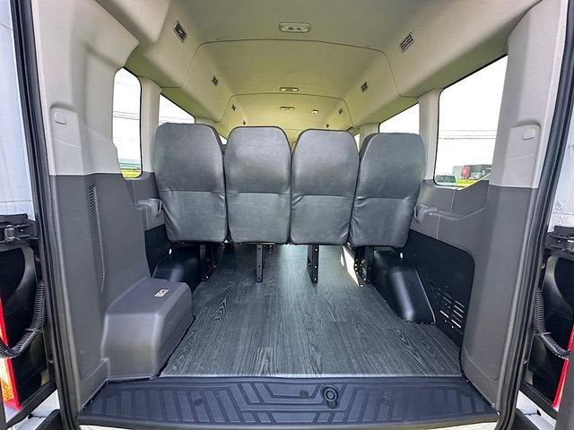 2024 Ford Transit Passenger Wagon XL