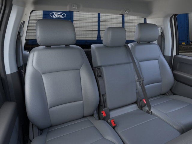 2025 Ford Super Duty F-600 DRW XL