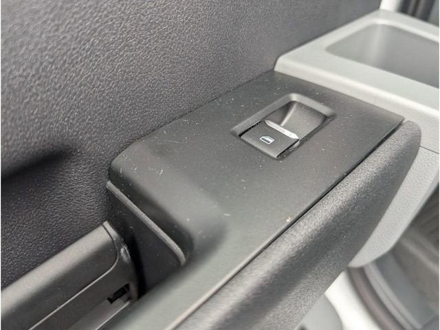 2025 Ford Super Duty F-550 Dually XL