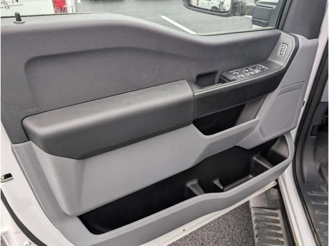 2025 Ford Super Duty F-550 Dually XL