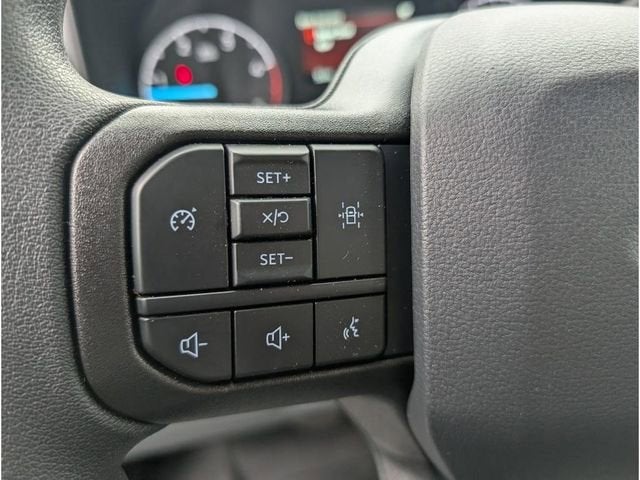 2025 Ford Super Duty F-550 Dually XL