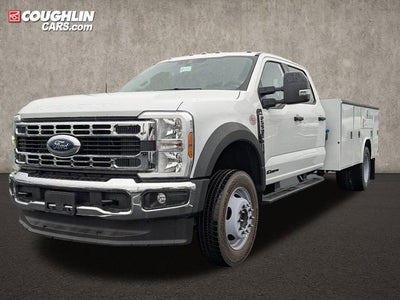2025 Ford Super Duty F-550 Dually XL