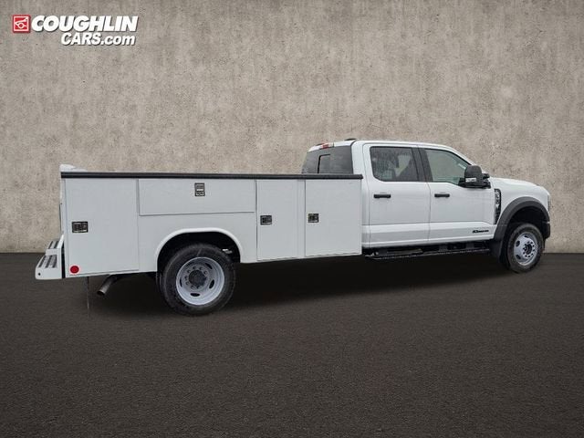 2025 Ford Super Duty F-550 Dually XL