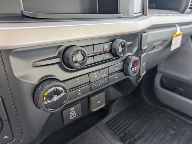 2026 Ford Super Duty F-550 Dually XL