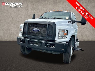 2019 Ford F-750SD Base