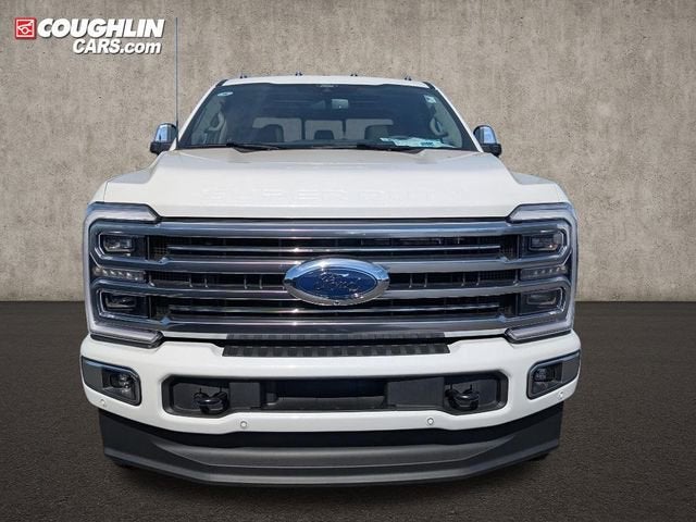 2025 Ford Super Duty F-350 Platinum