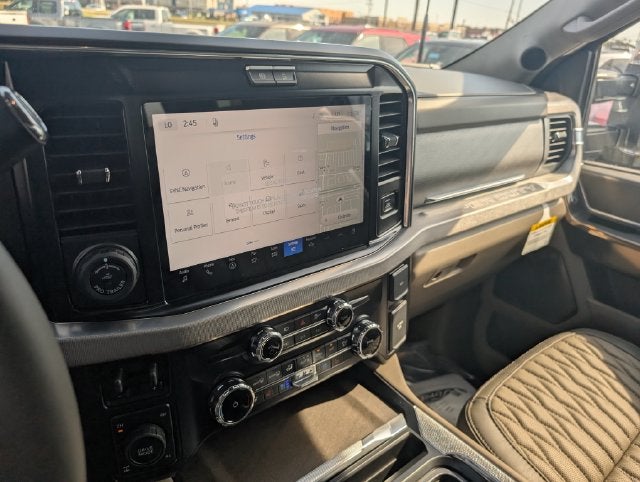 2027 Ford F-350SD Platinum