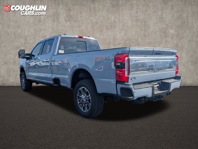2027 Ford F-350SD Platinum