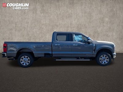 2026 Ford Super Duty F-350 LARIAT