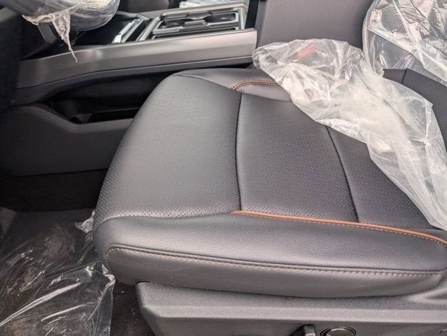 2026 Ford Super Duty F-350 LARIAT