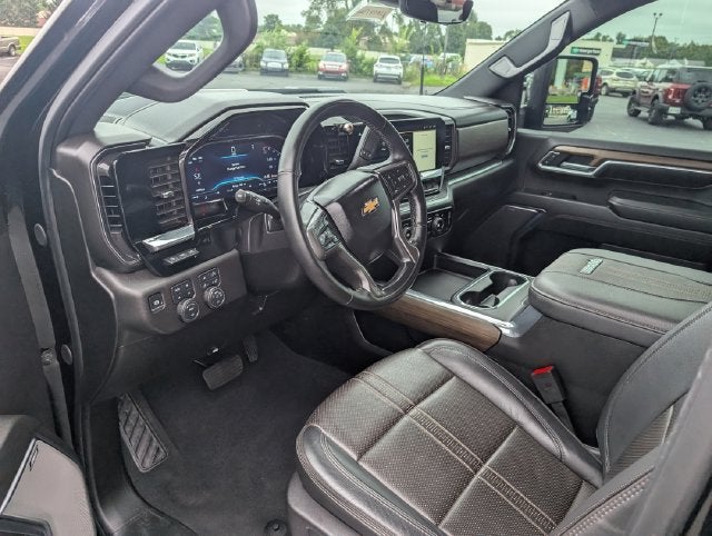 2025 Chevrolet Silverado 3500HD High Country