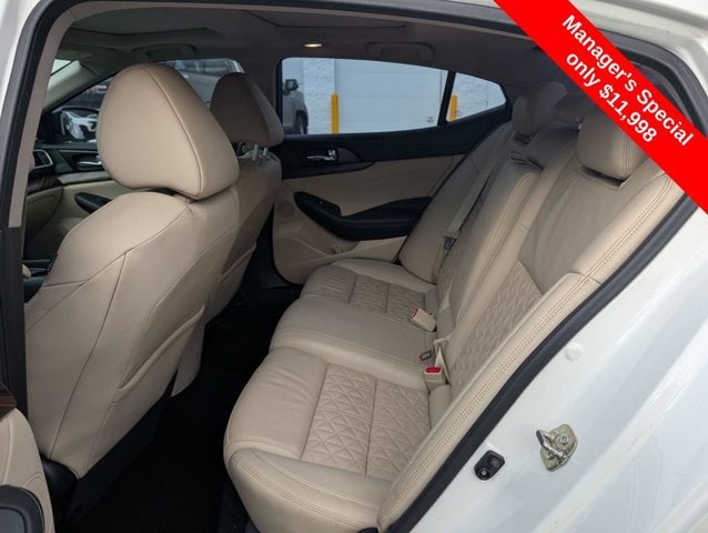 2017 Nissan Maxima Platinum