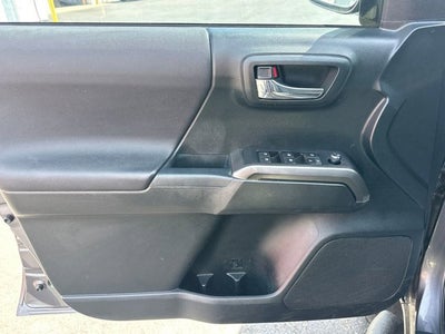 2016 Toyota Tacoma SR5