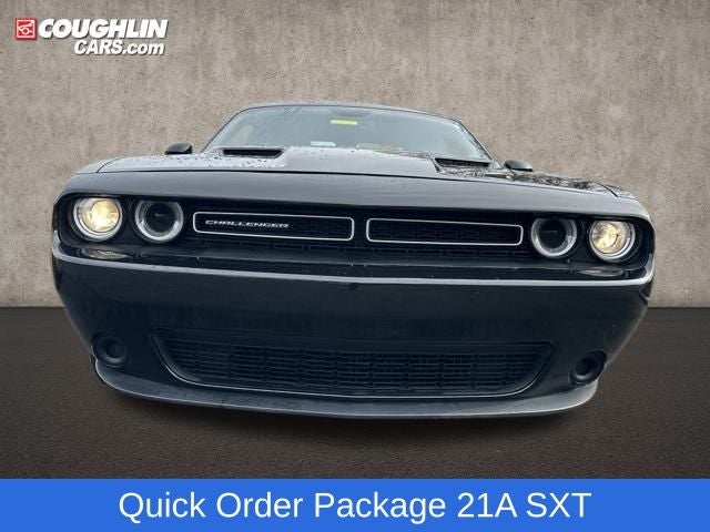 2017 Dodge Challenger SXT