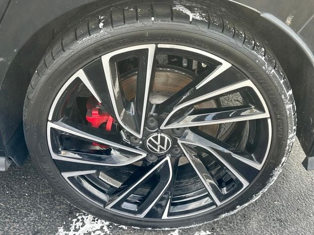 2024 Volkswagen Golf GTI Autobahn