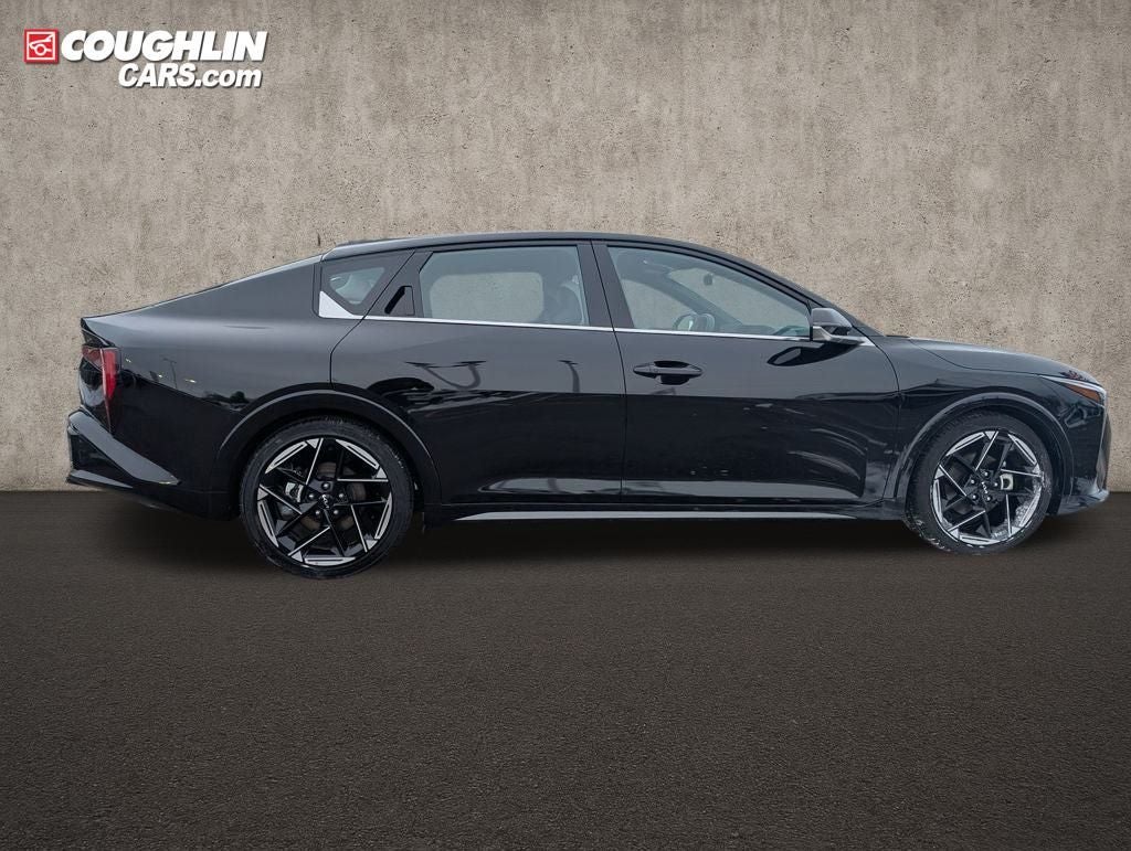 2025 Kia K4 GT-Line