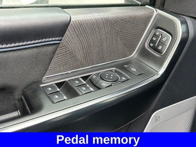 2025 Ford F-350SD Platinum