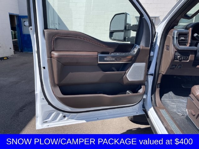2027 Ford F-350SD King Ranch DRW