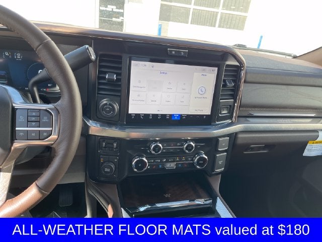 2027 Ford F-350SD King Ranch DRW