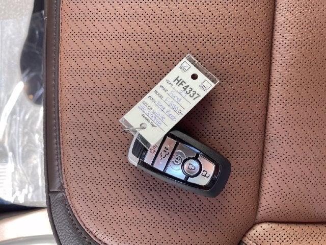 2027 Ford F-350SD King Ranch DRW