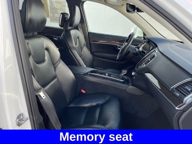 2018 Volvo XC90 T5 Momentum