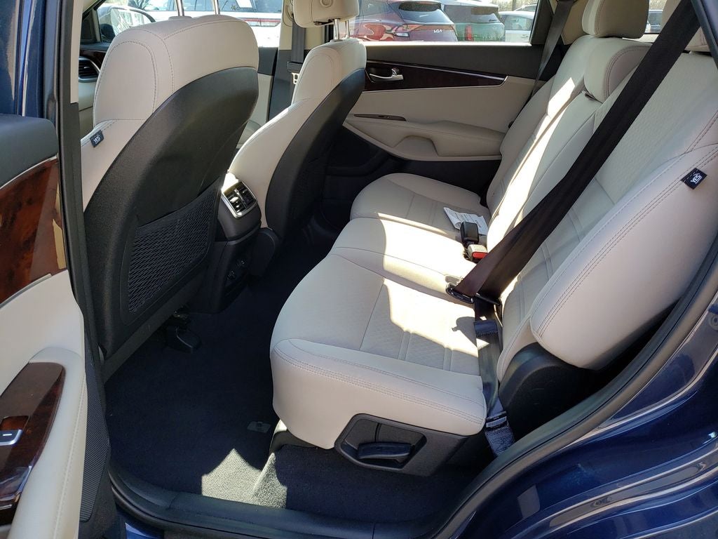 2017 Kia Sorento LX