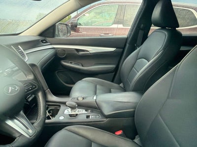 2019 INFINITI QX50 LUXE