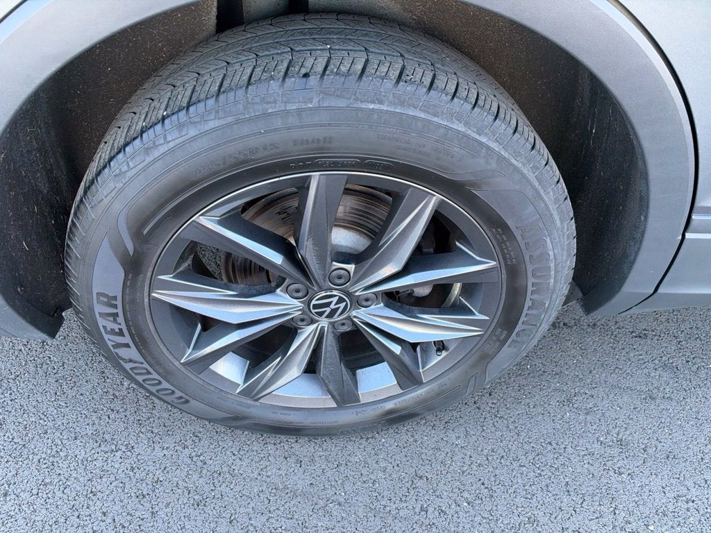 2023 Volkswagen Tiguan 2.0T SE