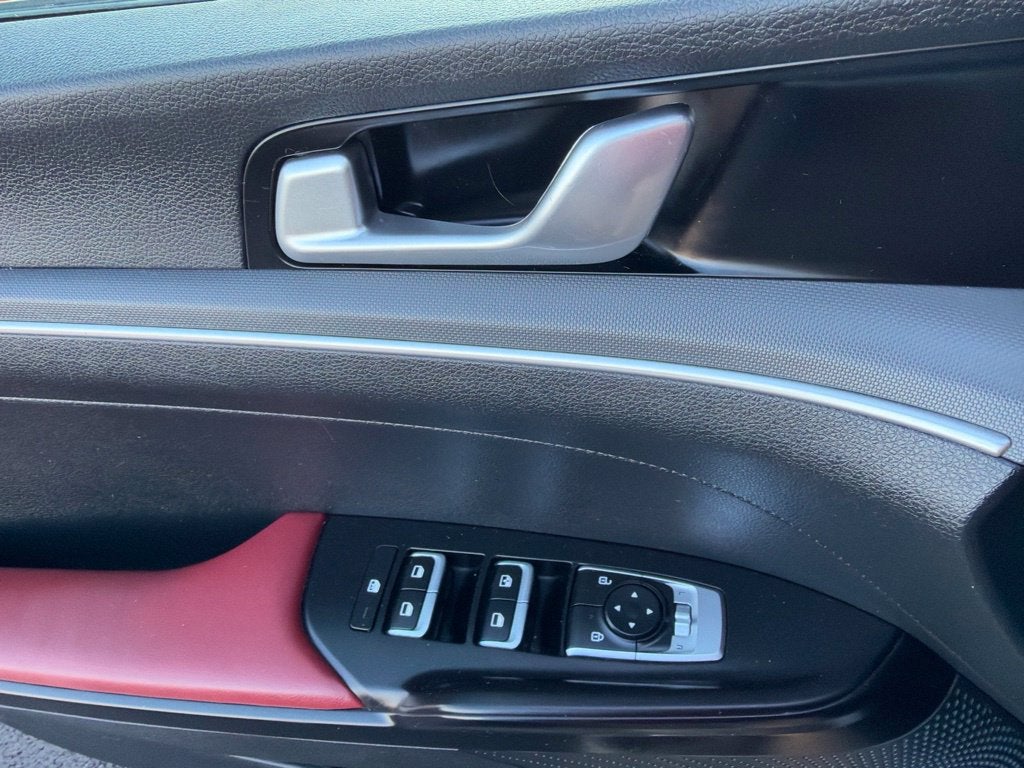 2024 Kia K5 GT-Line