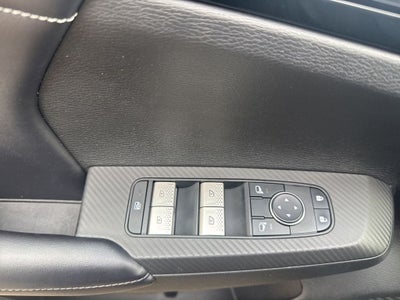 2022 Mitsubishi Outlander Base