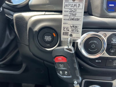 2023 Jeep Gladiator Overland