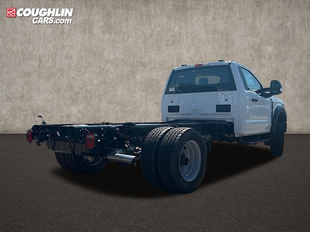 2025 Ford F-600SD XL