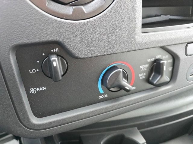 2025 Ford Super Duty E-350 Base Cutaway