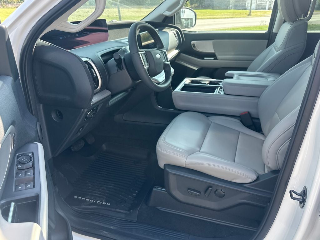2027 Ford Expedition Max Active