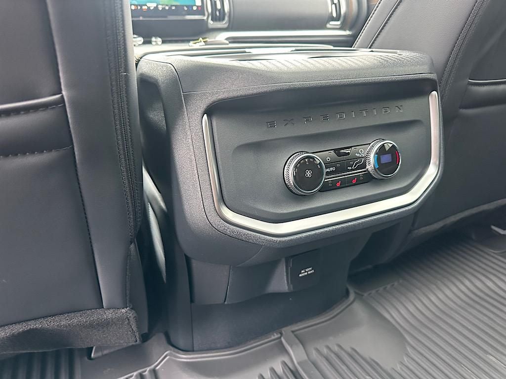 2025 Ford Expedition Tremor 4WD