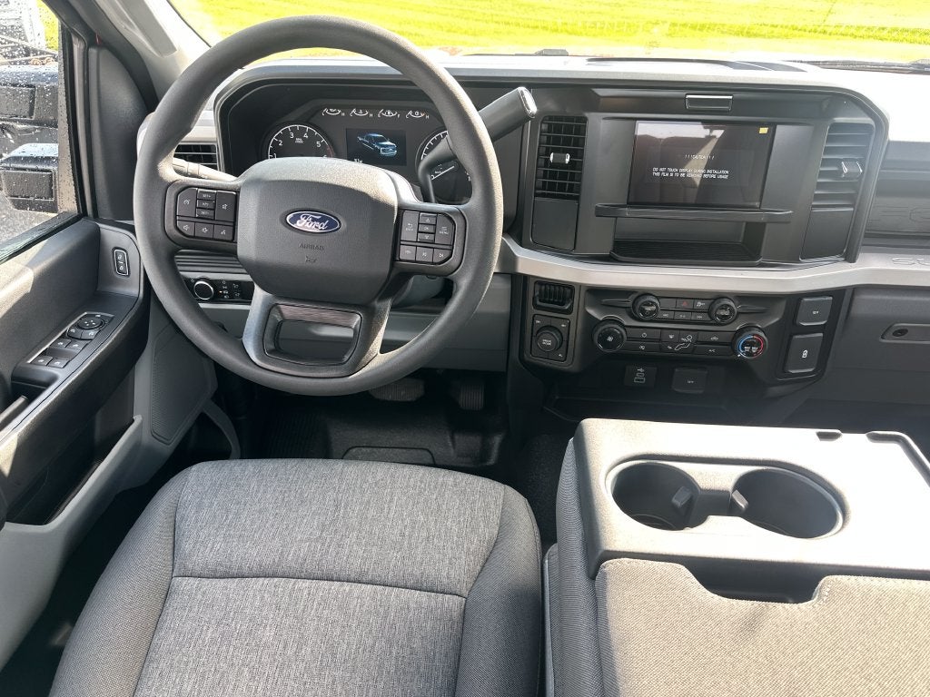 2027 Ford F-250SD XL