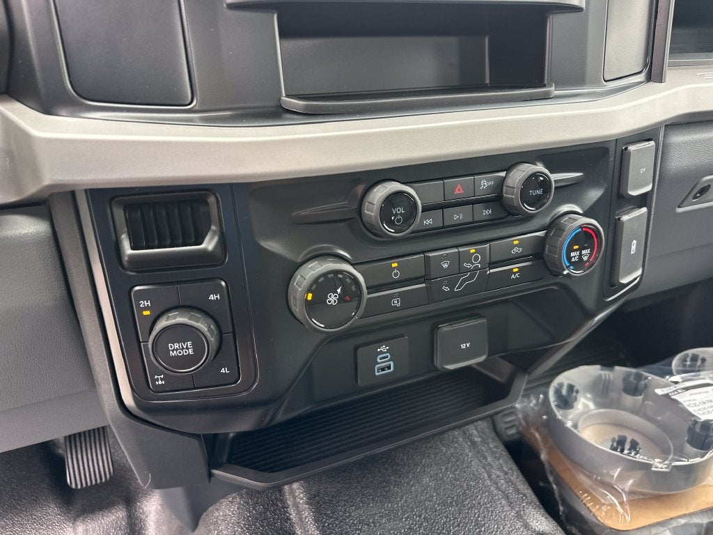 2027 Ford F-350SD XL